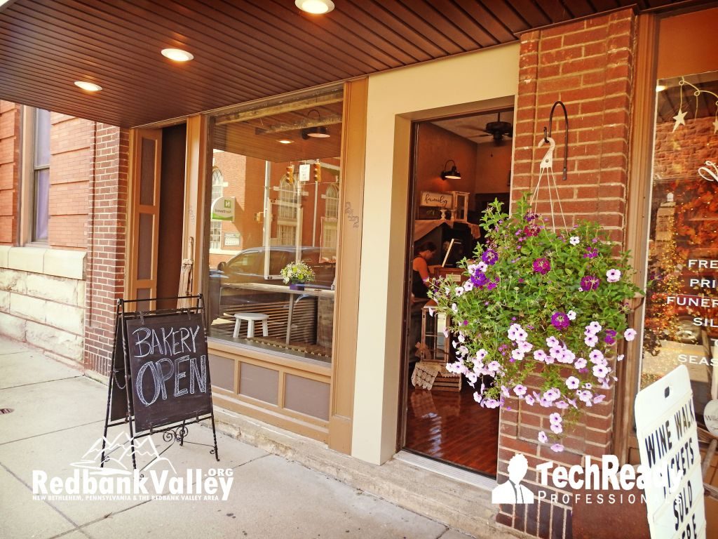  Bakery  on Broad Street Opens in New Bethlehem  PA  