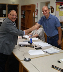 Reddinger Receives Award
